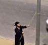 חשוד ב'תלישת' דגלי ישראל בבית שמש נעצר