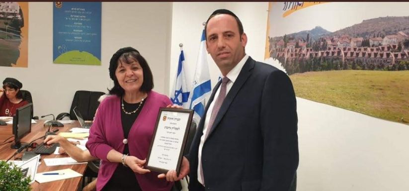 פולחן אישיות גרינברג במעמד החלפת השלטון