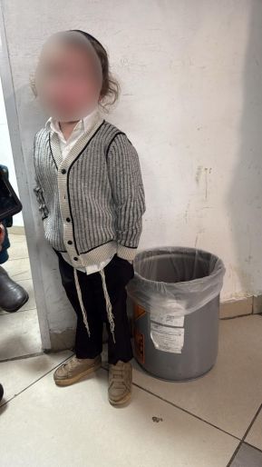 הילד, דובר רק אידיש הילד, דובר רק אידיש