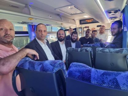 בעירייה מתעוררים- החליטו לבקש לדרוש להפסיק את מתן שירותי התחבורה בעיר בידי חברת תנופה.