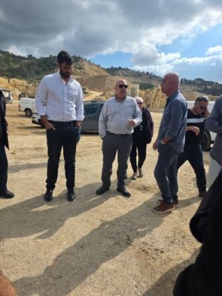 הסיור במחצבות: ניסו ליטול קרדיט על מה שהם לא עשו