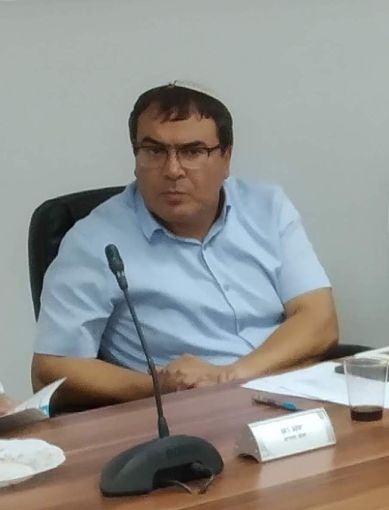 מאשר כבר את הפנסיה שלו