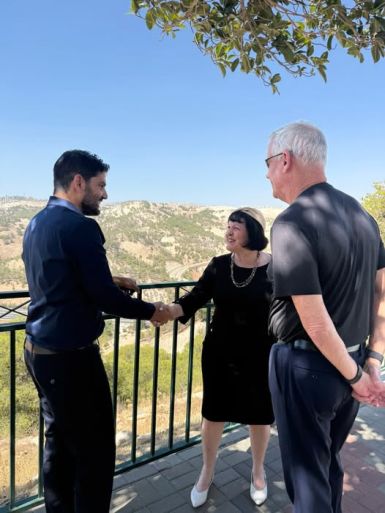 בלוך במעלה אדומים בלוך במעלה אדומים