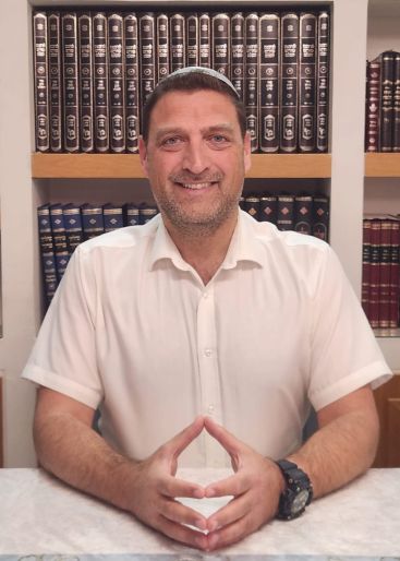 עו"ד משה מליק. עו"ד משה מליק.